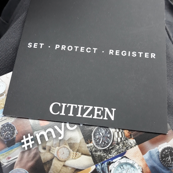 Watch - Picture 5 of 8